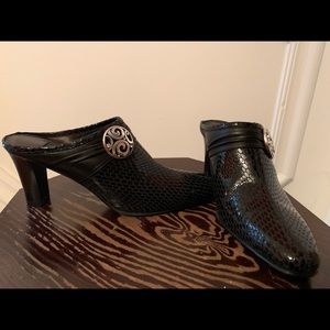 Brighton Ravish Mules